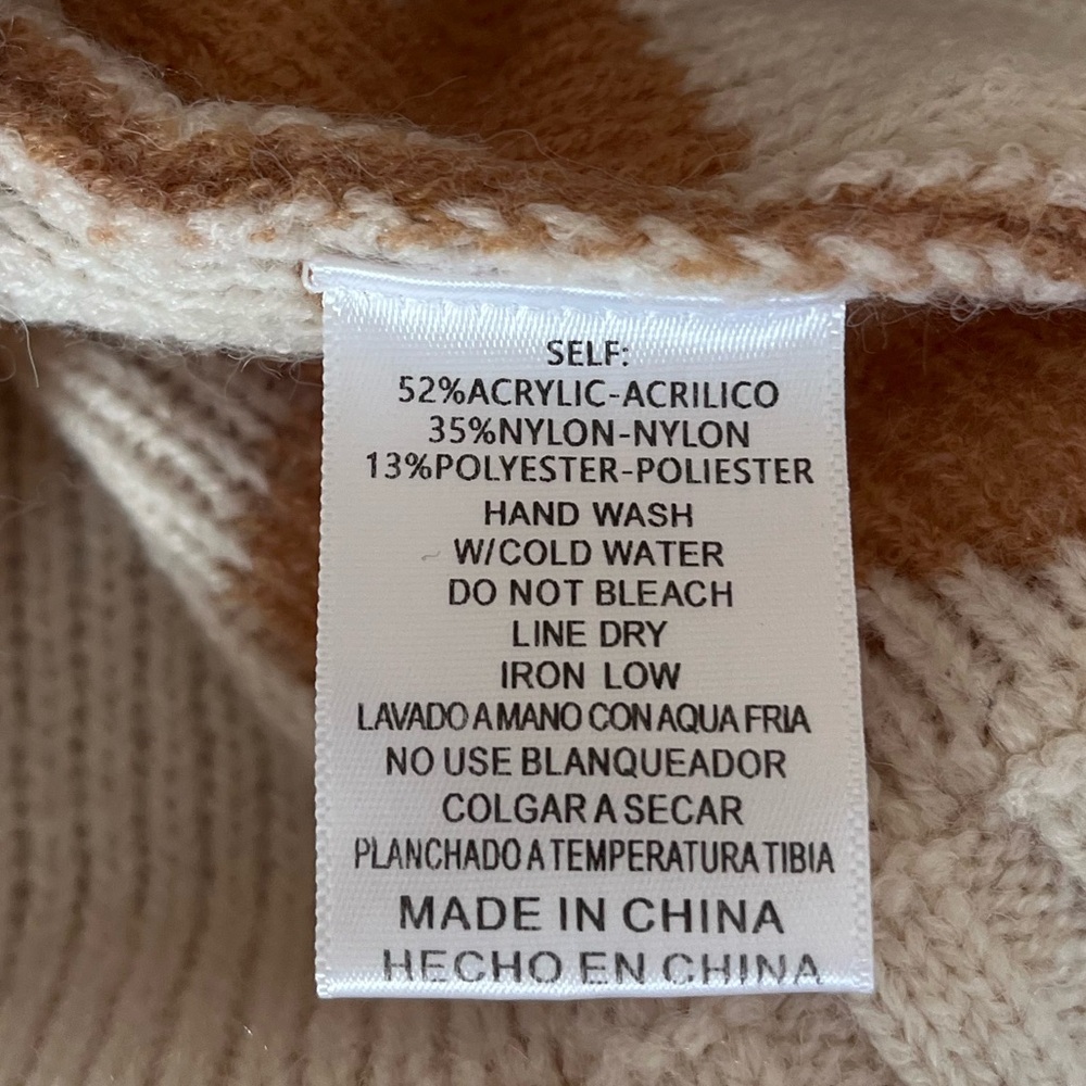 {&merci} Knit Patchwork Sweater with Floral and Cable Knit Design - Womens Small - Picture 10 of 10